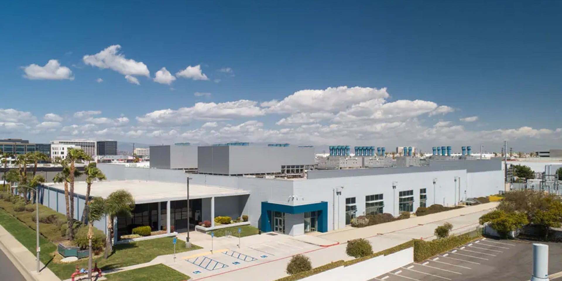 Equinix LA-3 (LAX) Game Servers, Dedicated Servers, Bare-Metal Servers, Cloud Servers